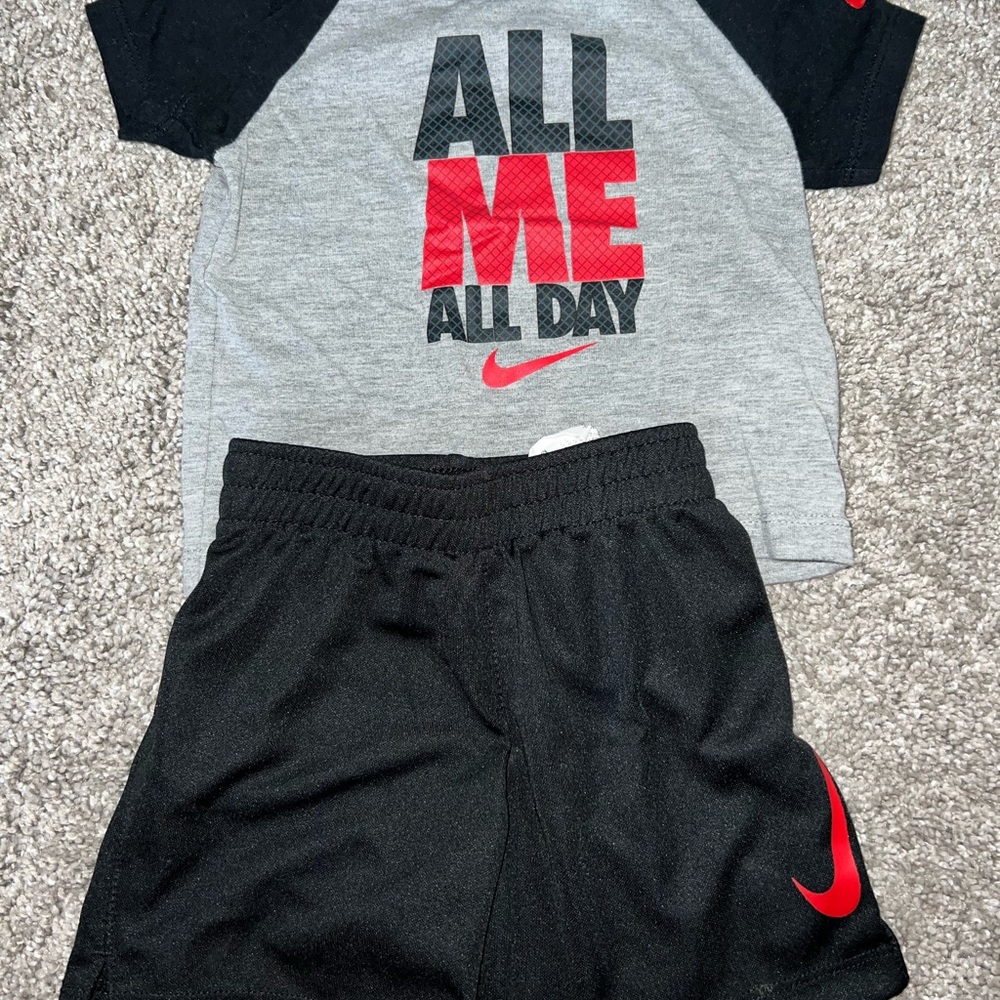 18M Nike short set